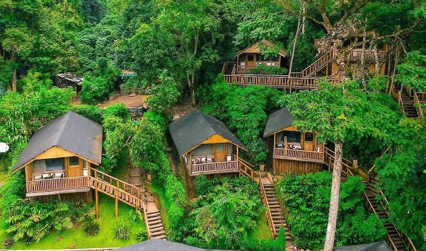 Where to stay in Buhoma Sector Bwindi for gorilla trekking